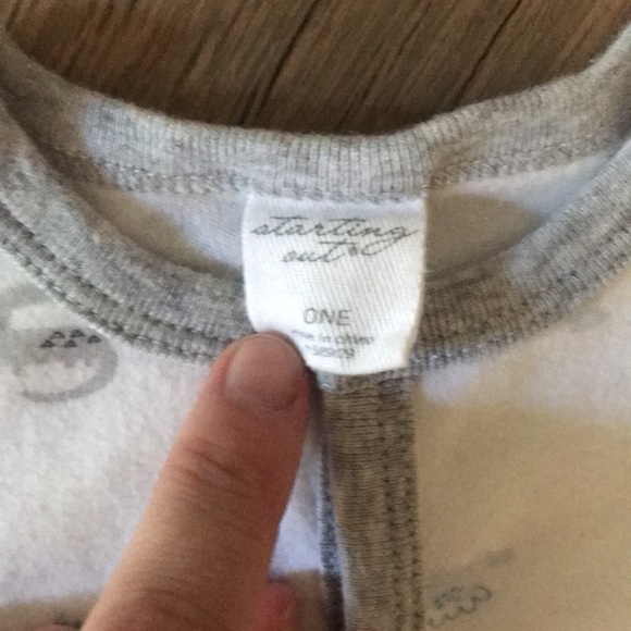 Baby boy onesie. Dinosaur, tree and rain cloud print. - Picture 2 of 4